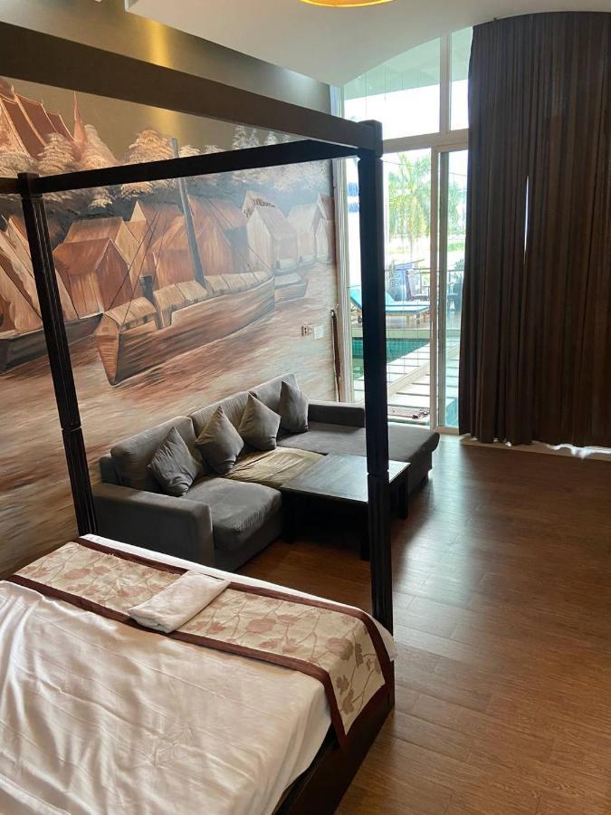 Blue Crystal Boutique Hotel Phnom Penh Exteriör bild